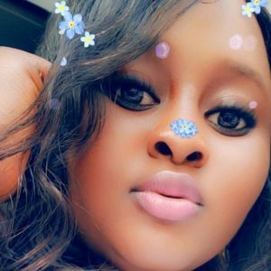 Meet your Posher, Zainab